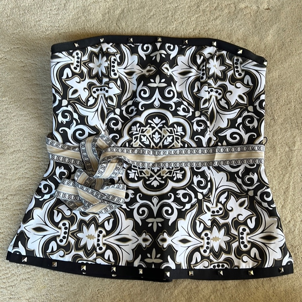 White House Black Market Top